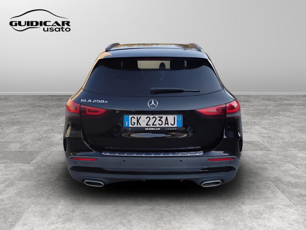 Mercedes-Benz GLA-H247 2020 - GLA 250 e phev (eq-power) Premium auto