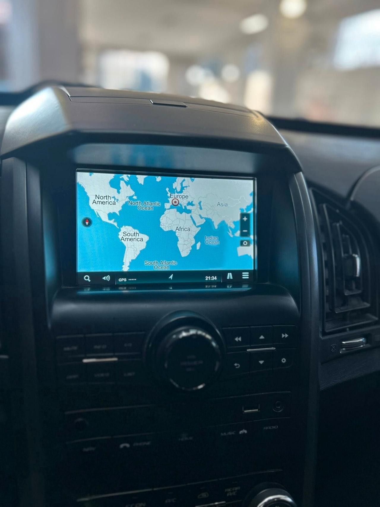 Mahindra XUV500 2.2 4X4 GANCIO TRAINO-7POS-2017