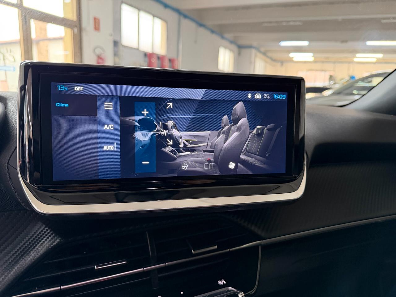 Peugeot 2008 100cv Allure 2025 Blu Obsession