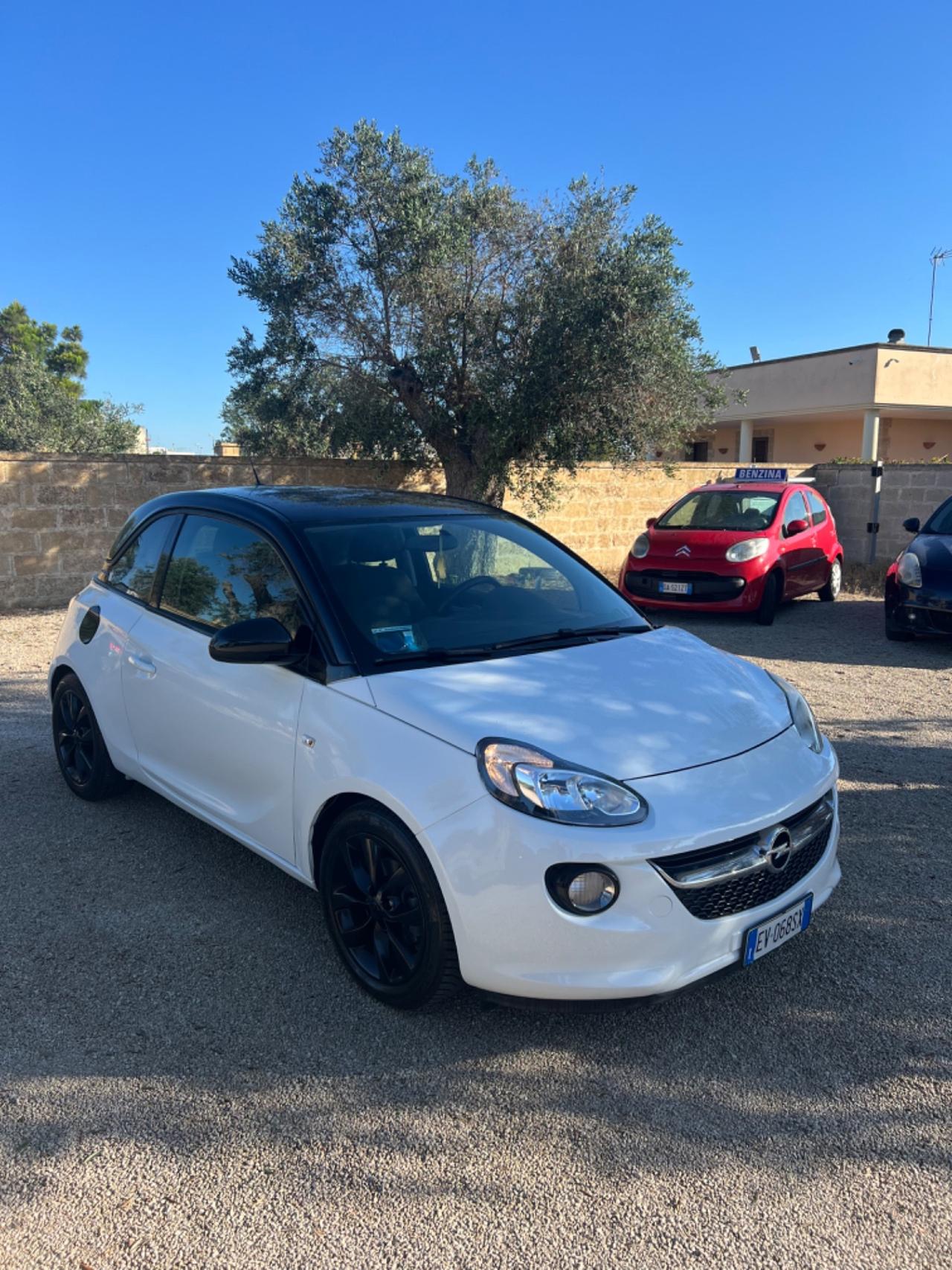 Opel Adam 1.2 70 CV full xfetta!!