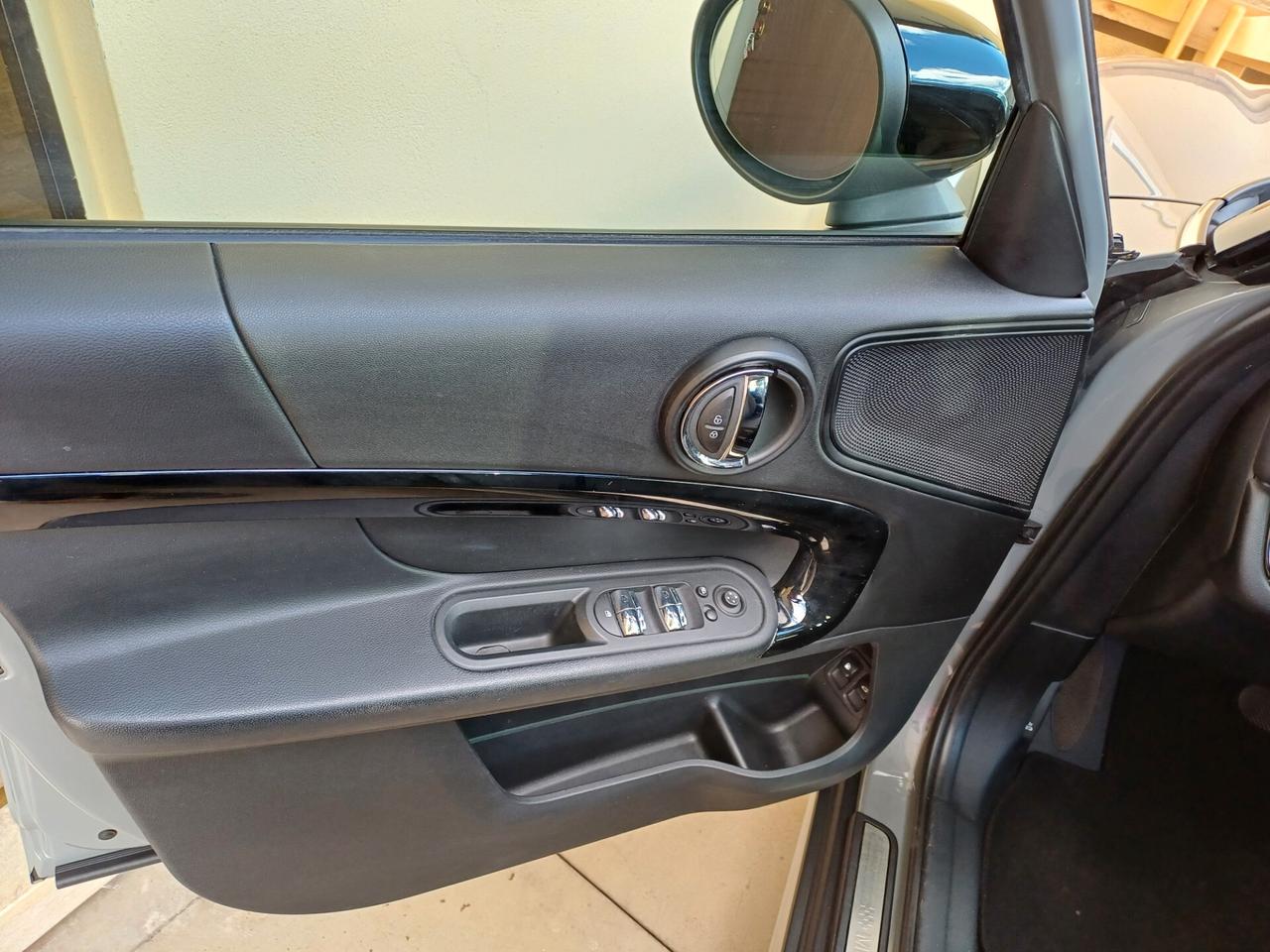 Mini Cooper S Countryman 1.5 SE Business ALL4 Automatica