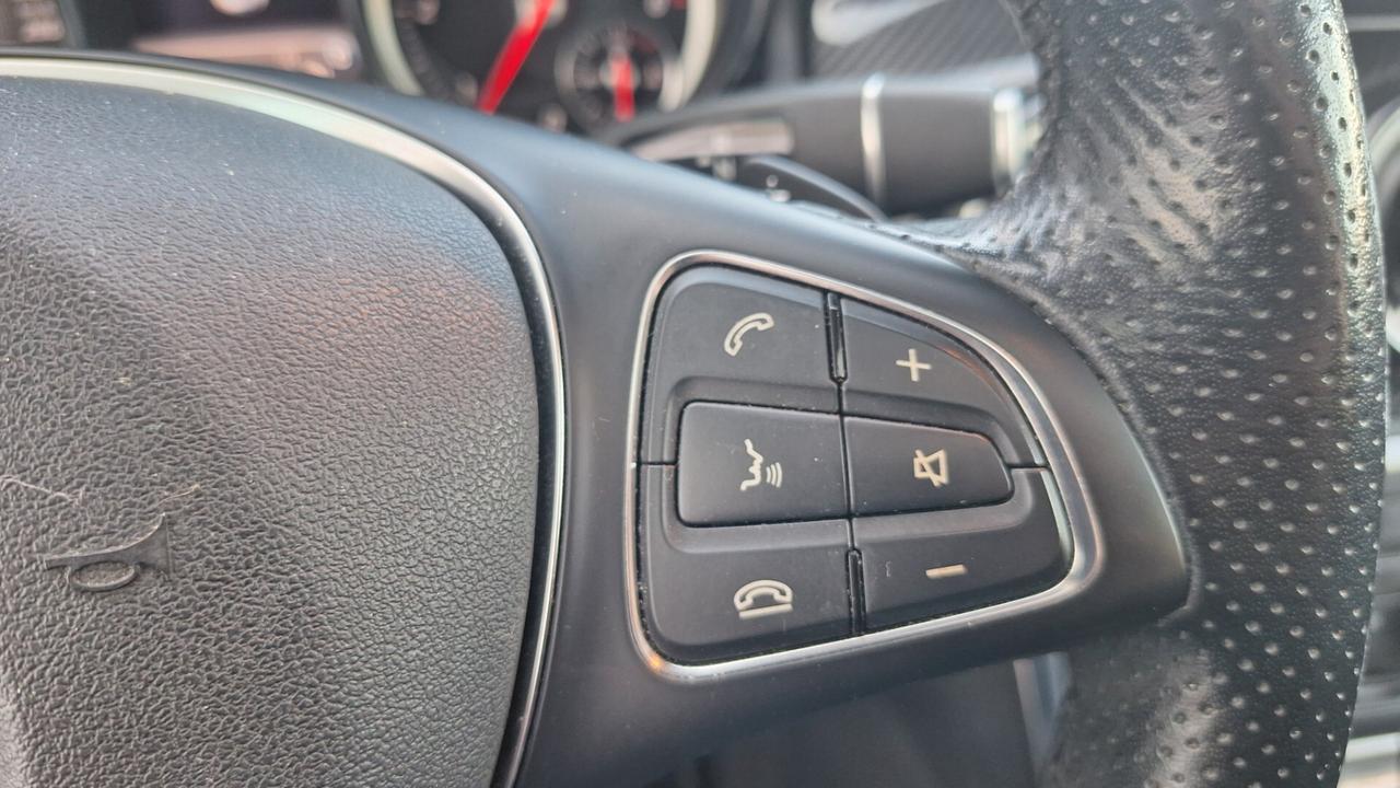 Mercedes-benz GLA 200 d Automatic Premium