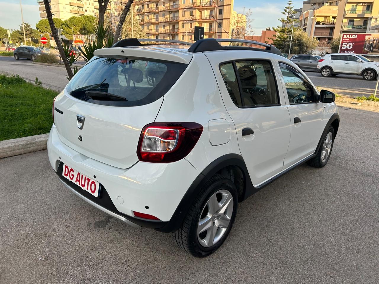 Dacia Sandero Stepway 1.5 dCi 90 cv 2014