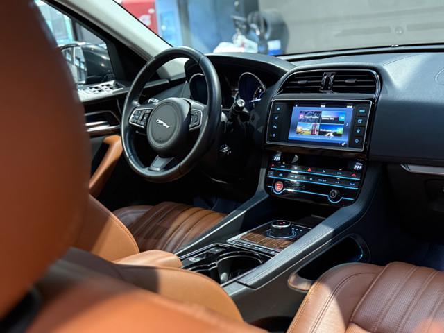 JAGUAR F-Pace 2.0 D 180 CV AWD aut. Portfolio