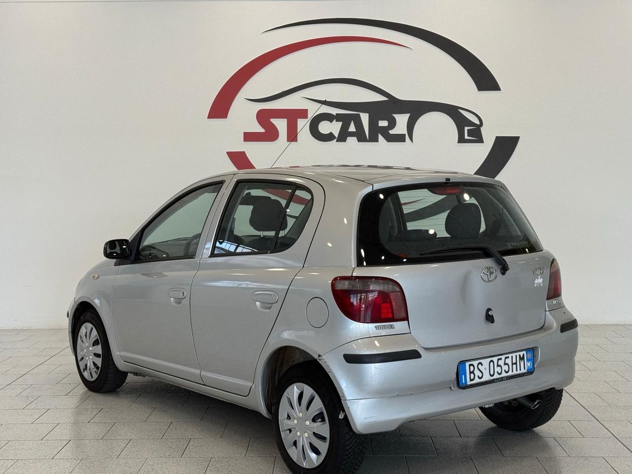 Toyota Yaris 1.3i 16V cat 5 porte Luna