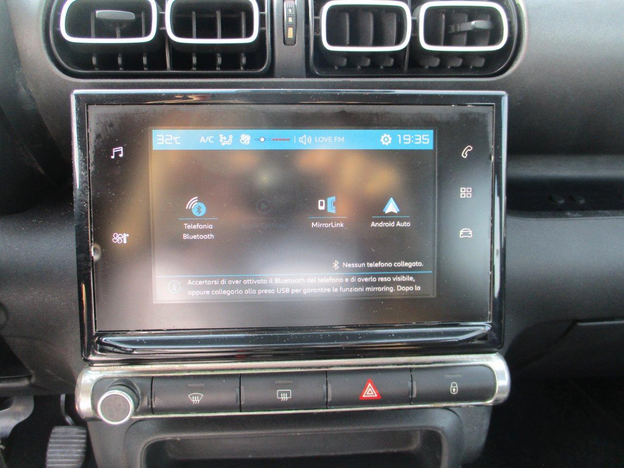 Citroen C3 Aircross 1.6 bluehdi Shine 100cv CarPlay/Sensori