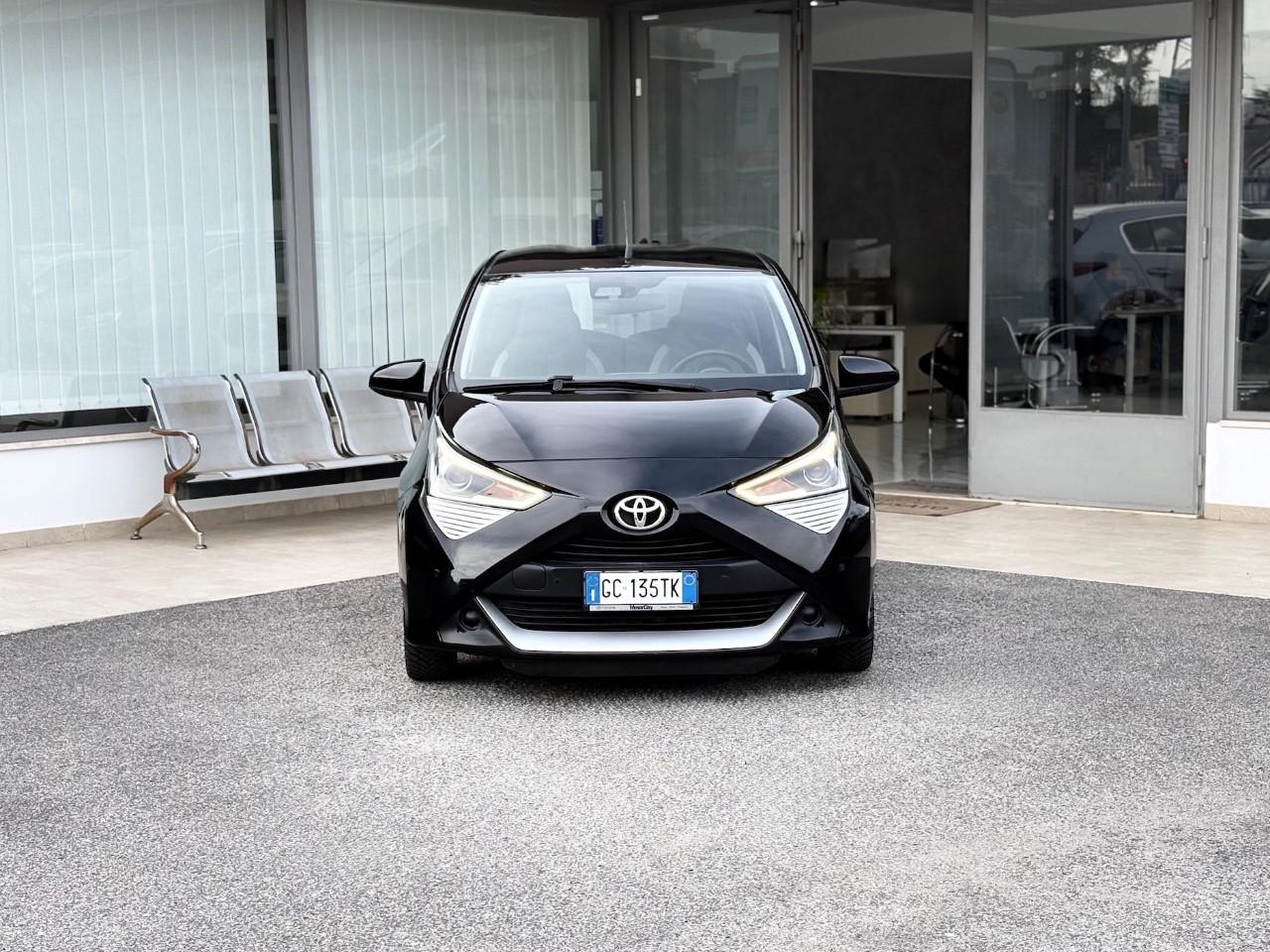 Toyota Aygo 1.0 Benzina 72CV E6 Automatico - 2020