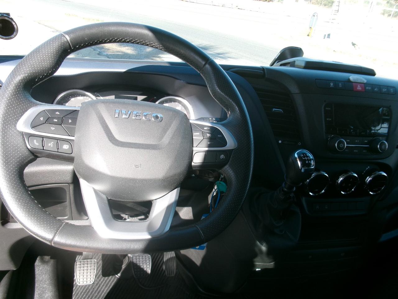 Iveco Daily 35C16 2.3 160CV **18000KM** DOP CABINA 7P CASSONE DA 4.20M PASSO 4100