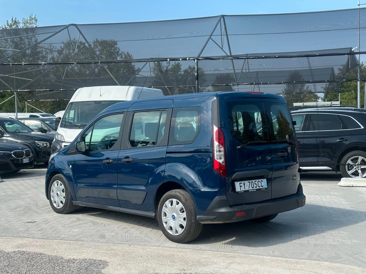 Ford Tourneo Connect 1.5 TDCi 120 CV Titanium