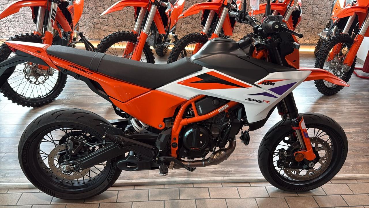 Ktm 390 SMC R