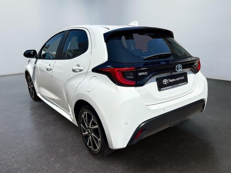 Toyota Yaris Hybrid Trend MY22