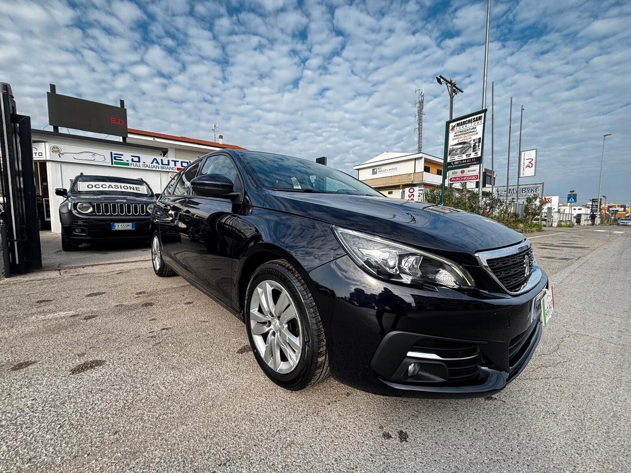 Peugeot 308 BlueHDi 130 S&S SW Allure