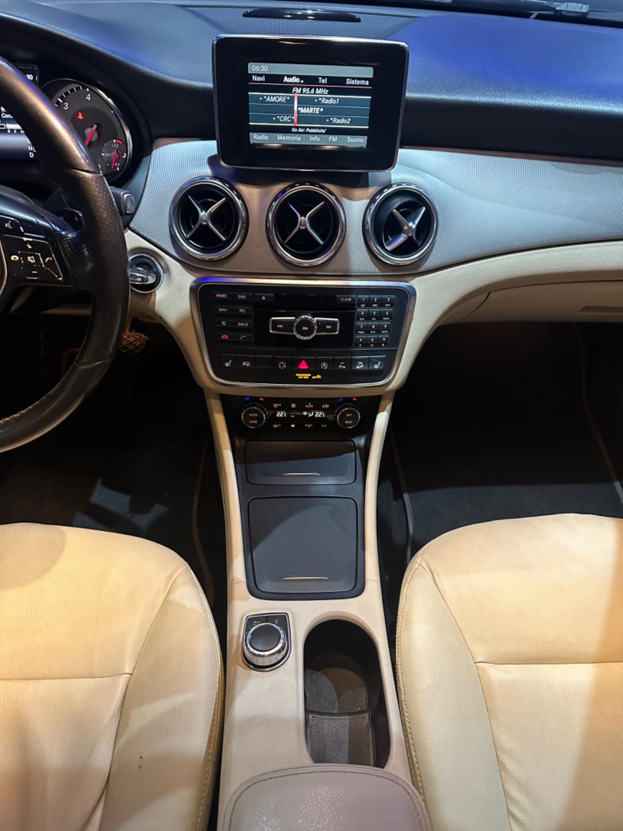 Mercedes-benz GLA 200 GLA 200 d Automatic 4Matic Sport