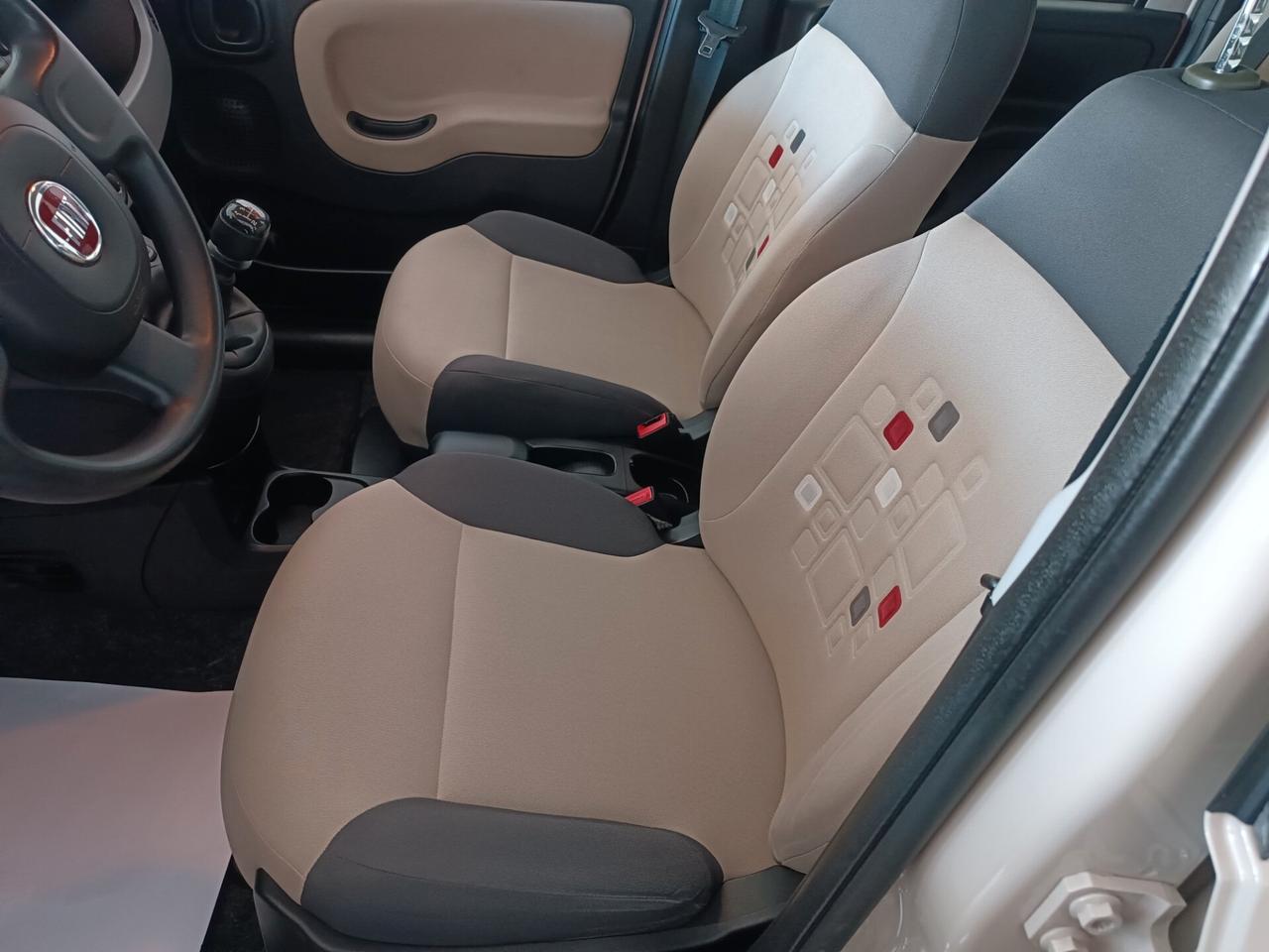 Fiat Panda 0.9 TwinAir Turbo Natural Power Lounge