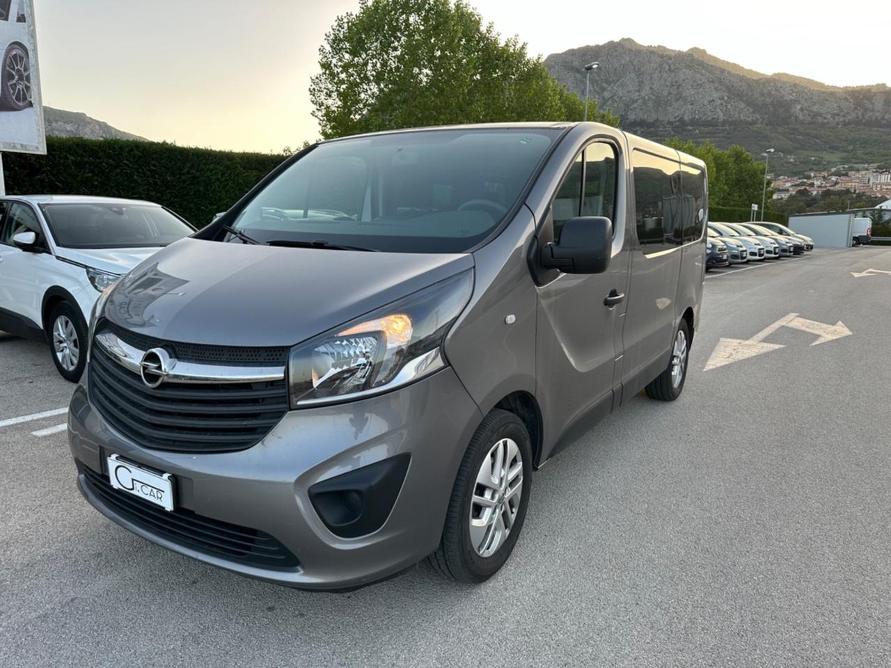 VIVARO 1.6 D 125 CV 9 POSTI