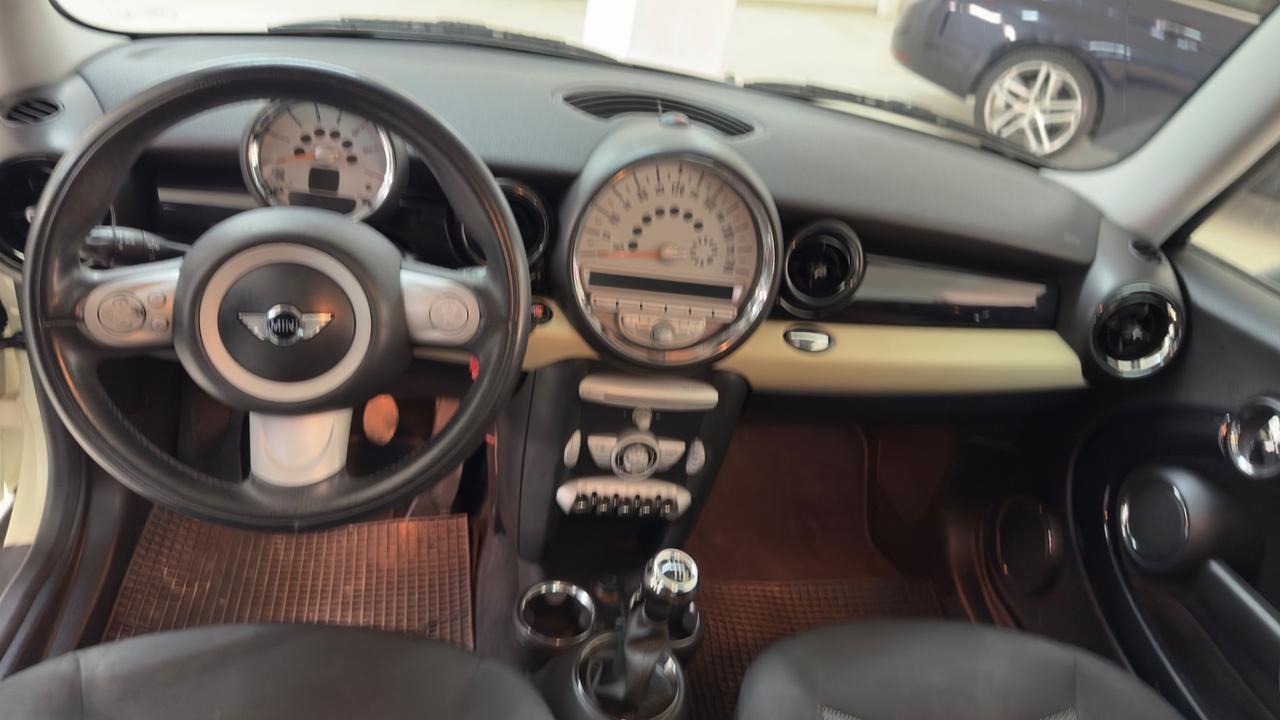 Mini 1.6 16V Cooper D Pepper