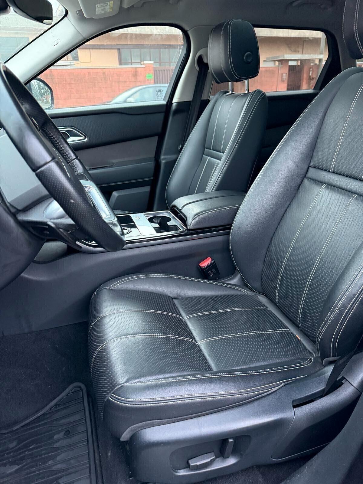 Land Rover Range Rover Velar 2.0D I4 180 CV R-Dynamic