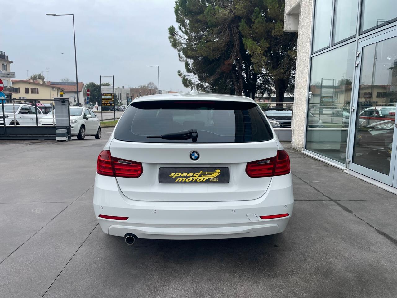 Bmw 320d Touring Business Automatica