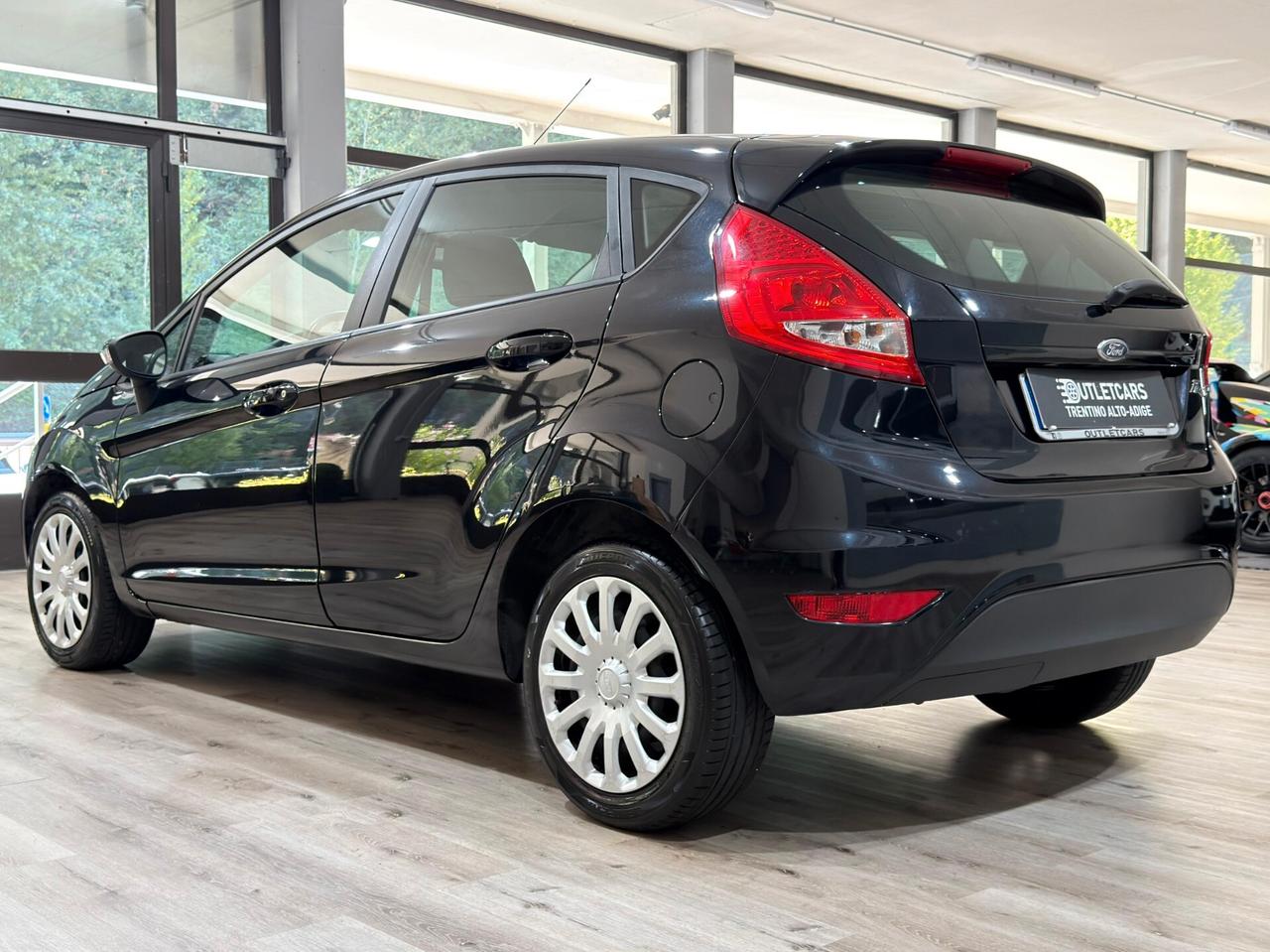 FORD FIESTA 1.2 BENZINA 60CV NEOPATENTATI 80.000km