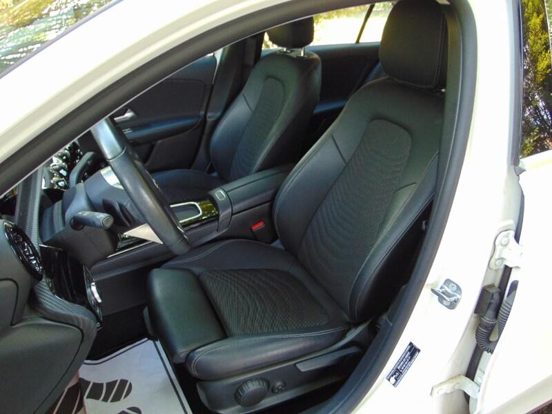 MERCEDES Classe A (W177) A 180 Automatic Ad...