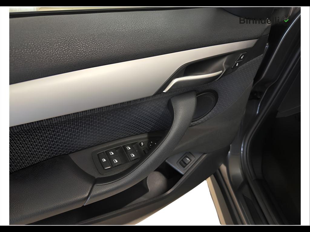 BMW X1 (F48) - X1 sDrive18d Business Advantage