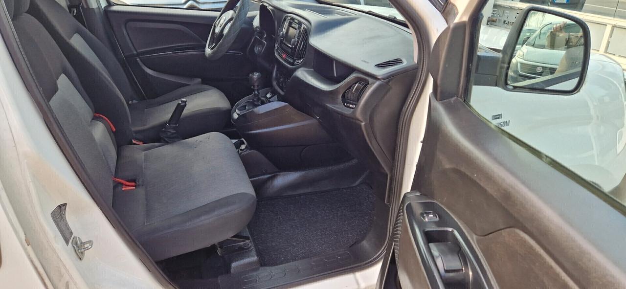 Fiat Doblo 3 posti 1.6 MJT NAVIGAT. CRUISE CONTROL