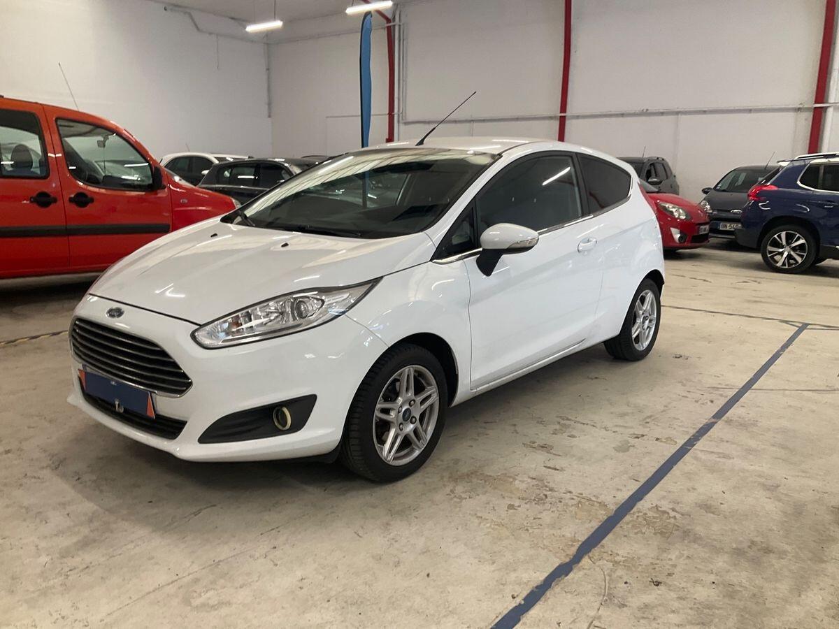 Ford Fiesta 1.0 EcoBoost 100CV Titanium Neopantati