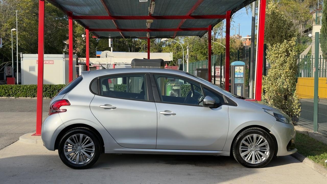 Peugeot 208 BlueHDi 75 5 porte Allure 2016