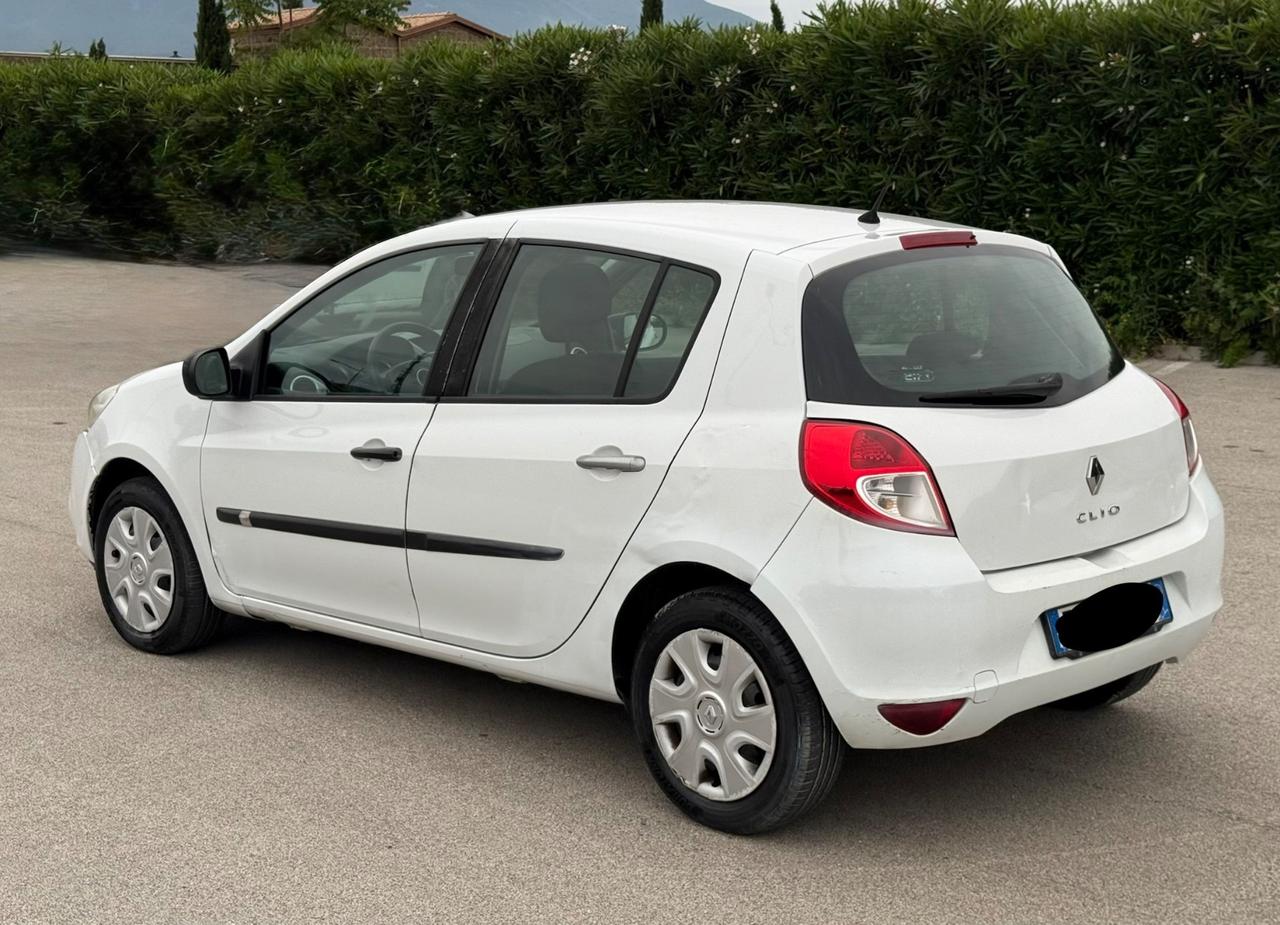 Renault Clio 1.2 Benzina 12 MESI DI GARANZIA