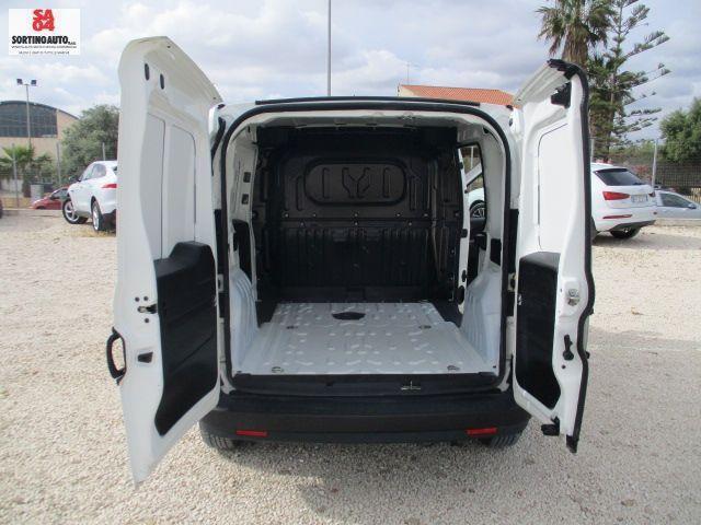 FIAT Doblò MAXI 1.6 MJT EASY 105cv-2018 KM130000