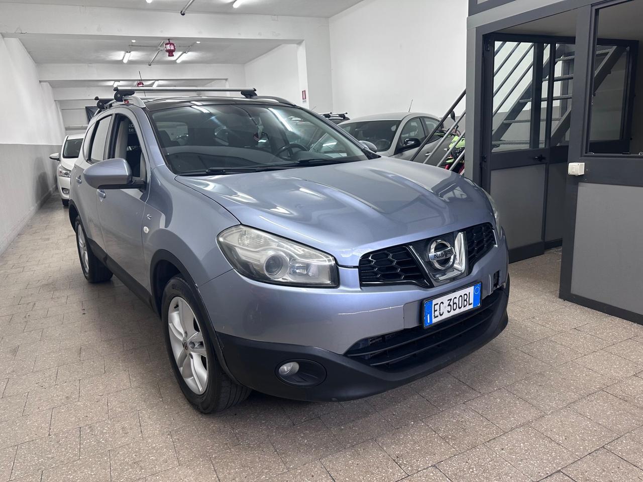 Nissan Qashqai Qashqai+2 2.0 dCi DPF Tekna 2011