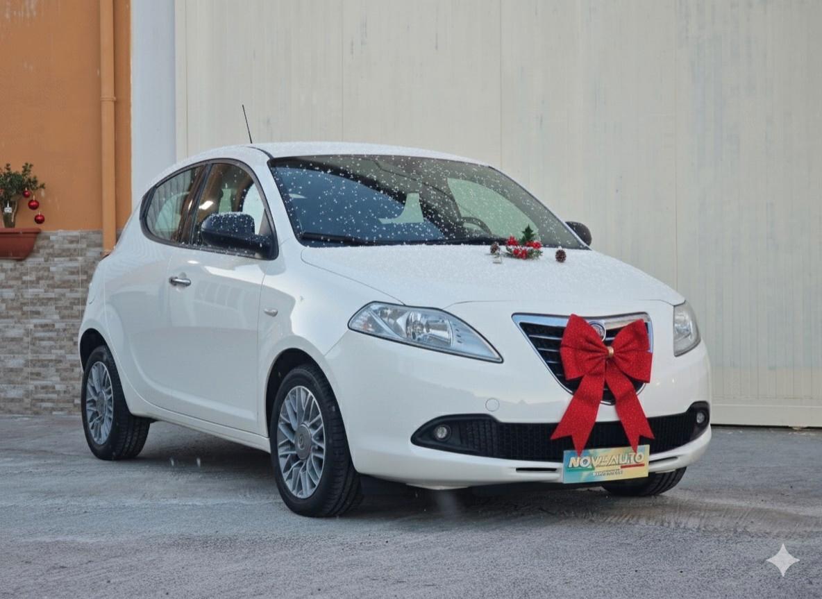 Lancia Ypsilon 1.2 69 CV Unyca