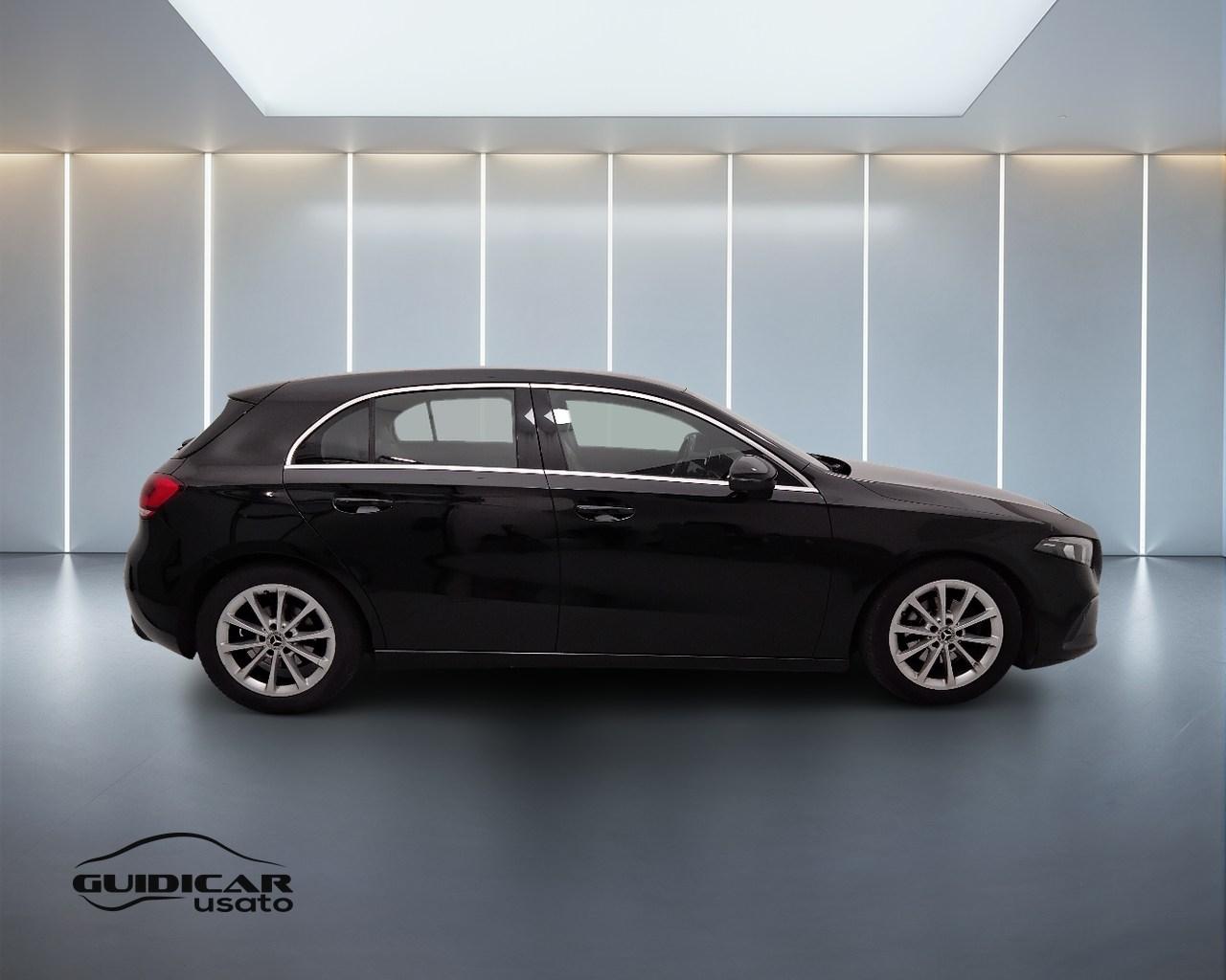 Mercedes-Benz Classe A - W177 2018 - A 180 d Sport auto