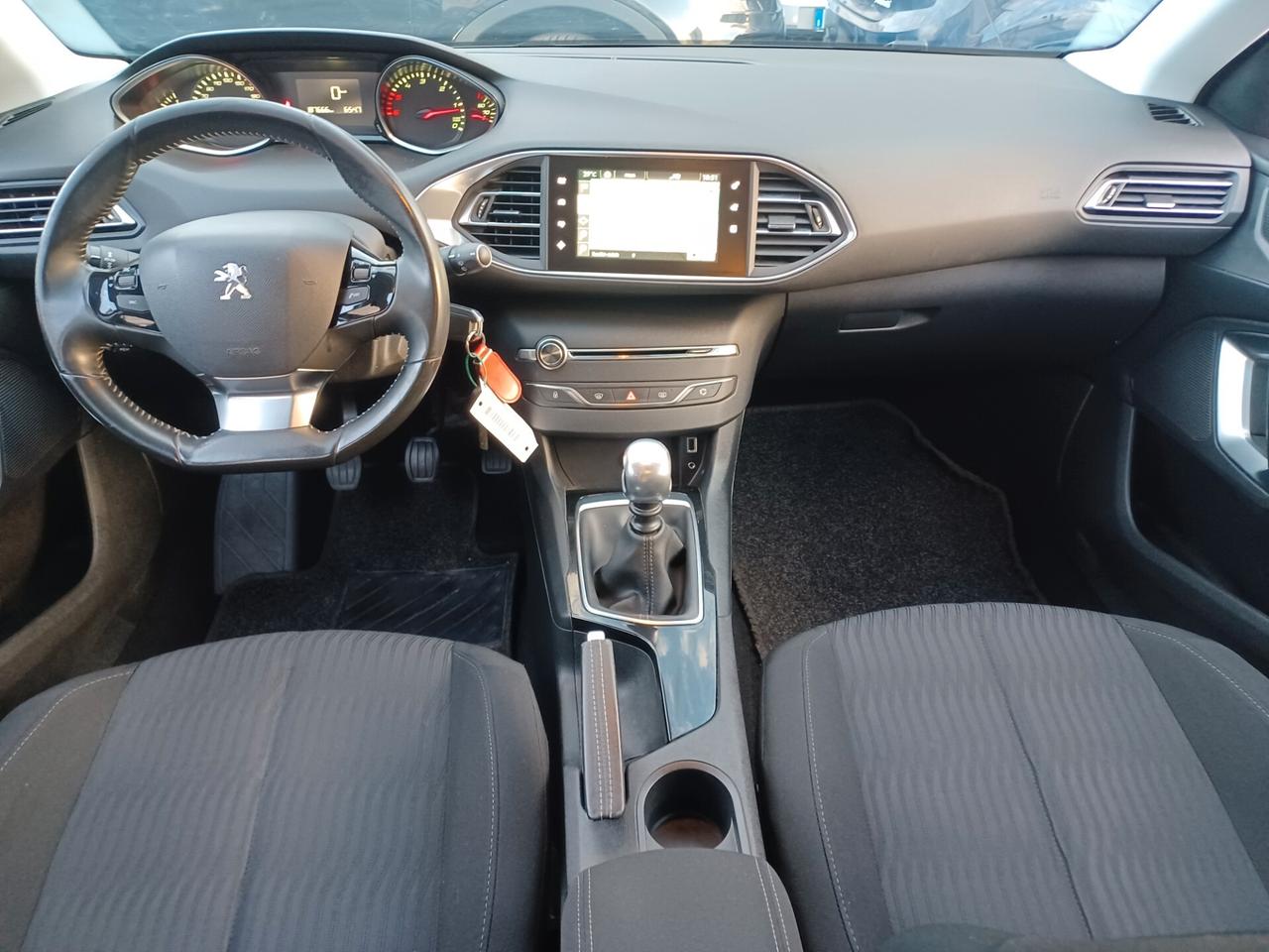 Peugeot 308 1..6 HDI 115CV ALLURE S.W.