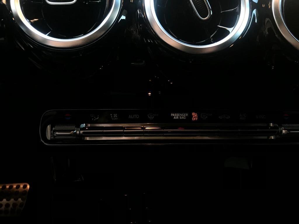Mercedes-benz A 200 d Aut. PREMIUM PLUS AMG NIGHT PACKET TETTO LED NAVY 18