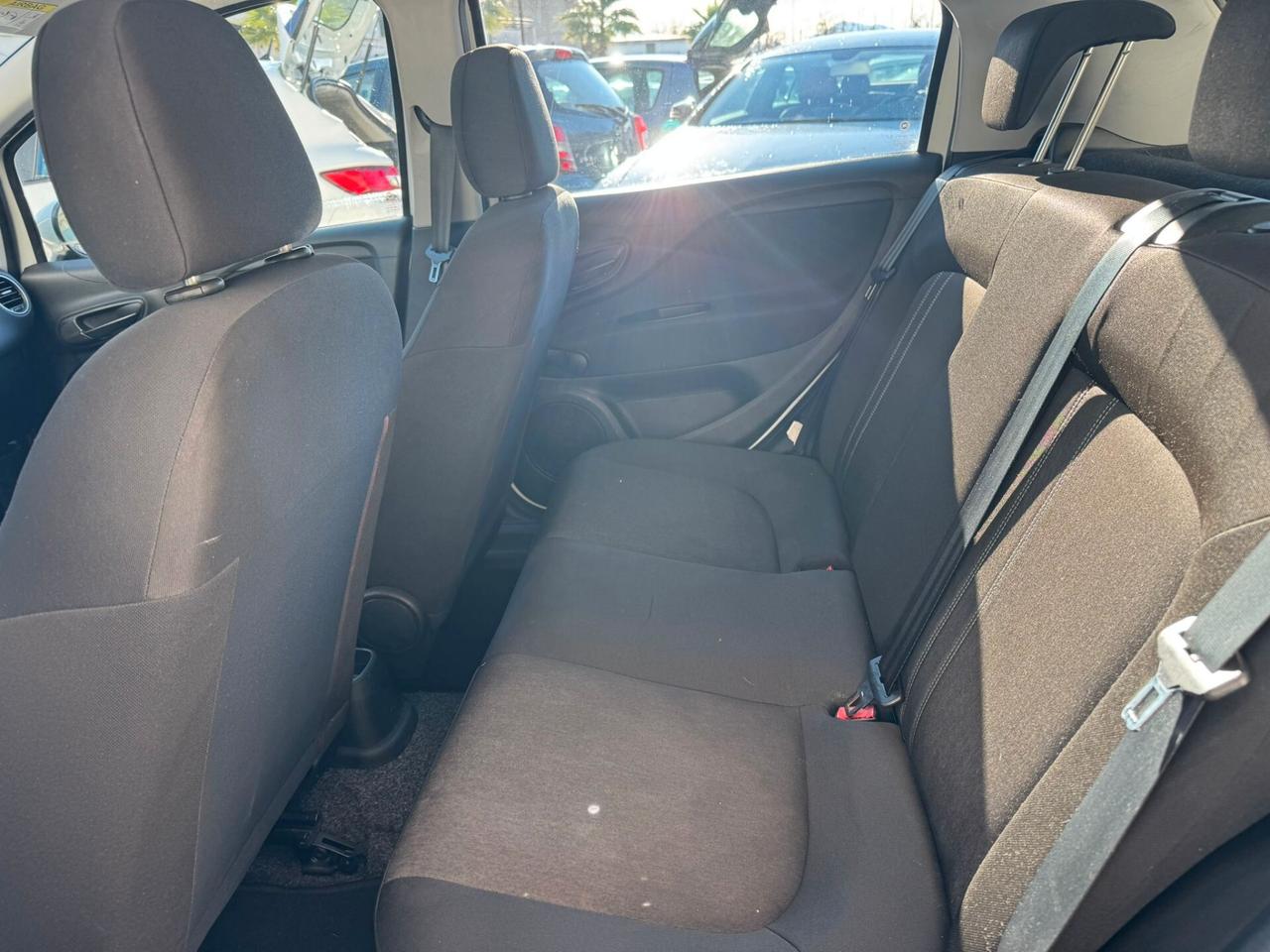 Fiat Punto 1.4 8V 5 porte Easypower Street