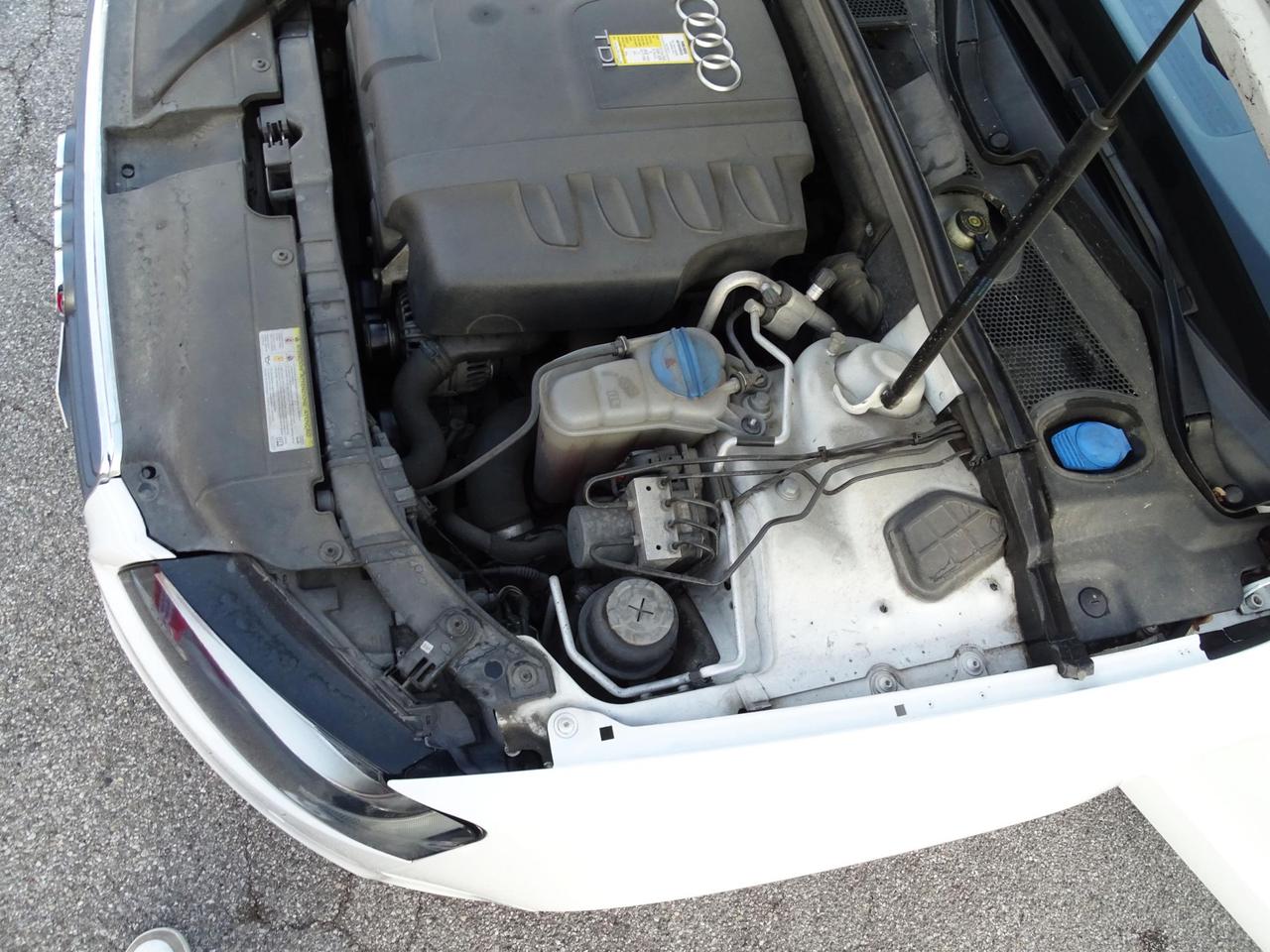 Audi A5 Cabrio 2.0 TDI S-LINE