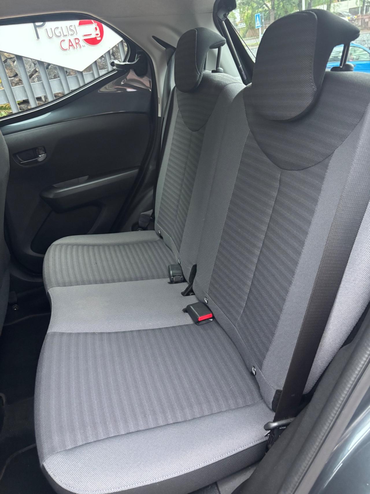 Toyota Aygo 1.0 VVT-i 72 CV 5 porte x-play