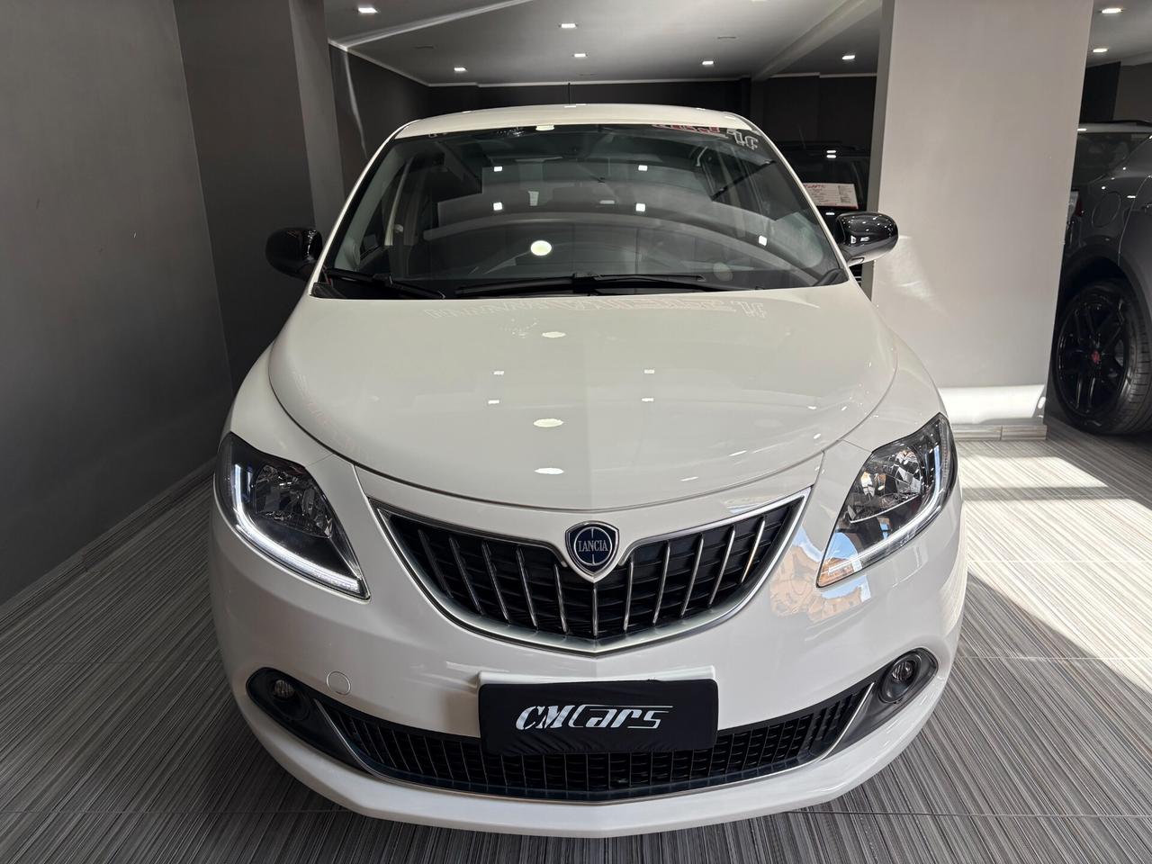 Lancia Ypsilon 1.0 GPL Hybrid 70cv Platino ITALIANA FULL