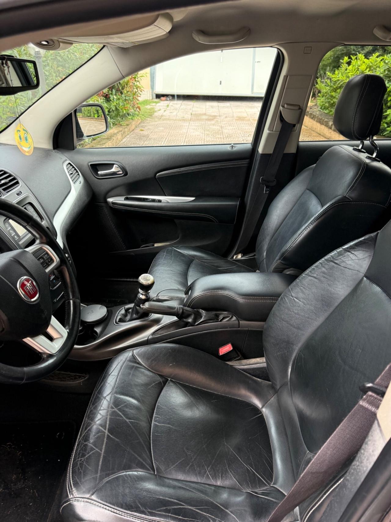 Fiat Freemont Black edition 2.0cc 140cv 7 POSTI