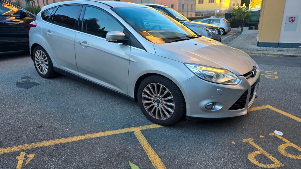 Ford Focus 1.6 TDCi (110CV) 5p. Tit. DPF