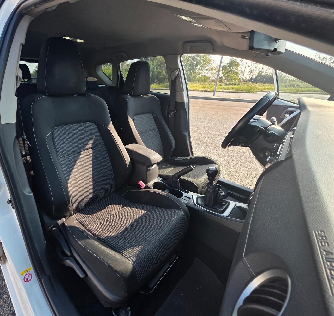 Toyota Auris 1.4 D-4D Lounge
