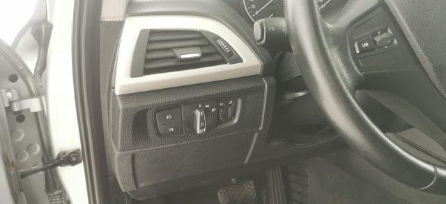 BMW 120 d 5p. Unique - CAMBIO AUTOMATICO