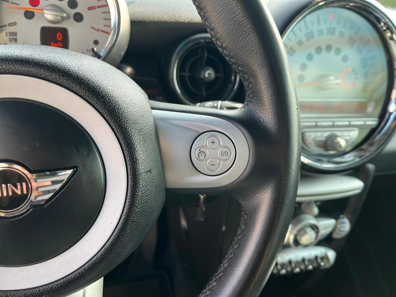 Mini Cooper D 1.6 110Cv