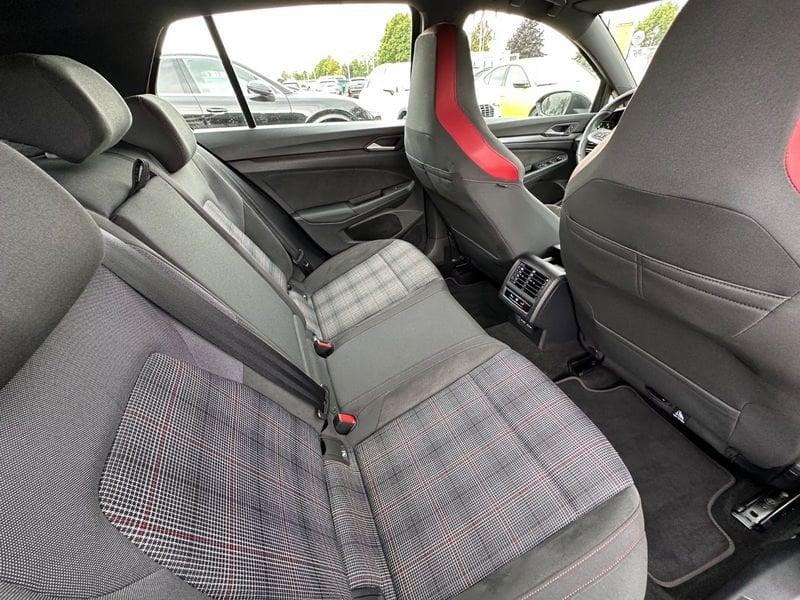 Volkswagen Golf 2.0 TSI GTI DSG Camera Estoril 19" Cockpit PRO
