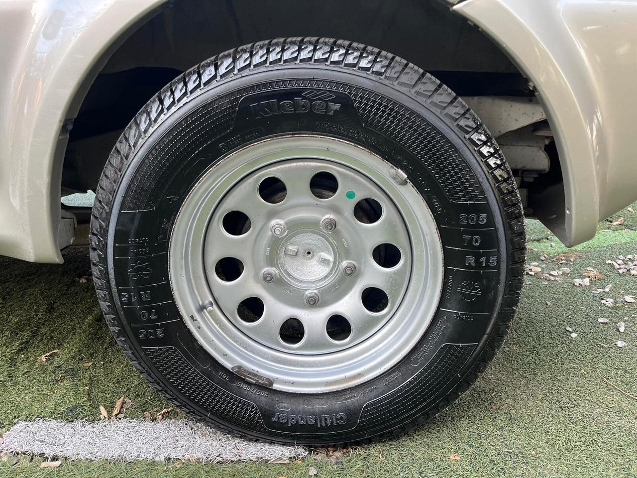 Suzuki Jimny Cabrio GPL GANCIO TRAINO