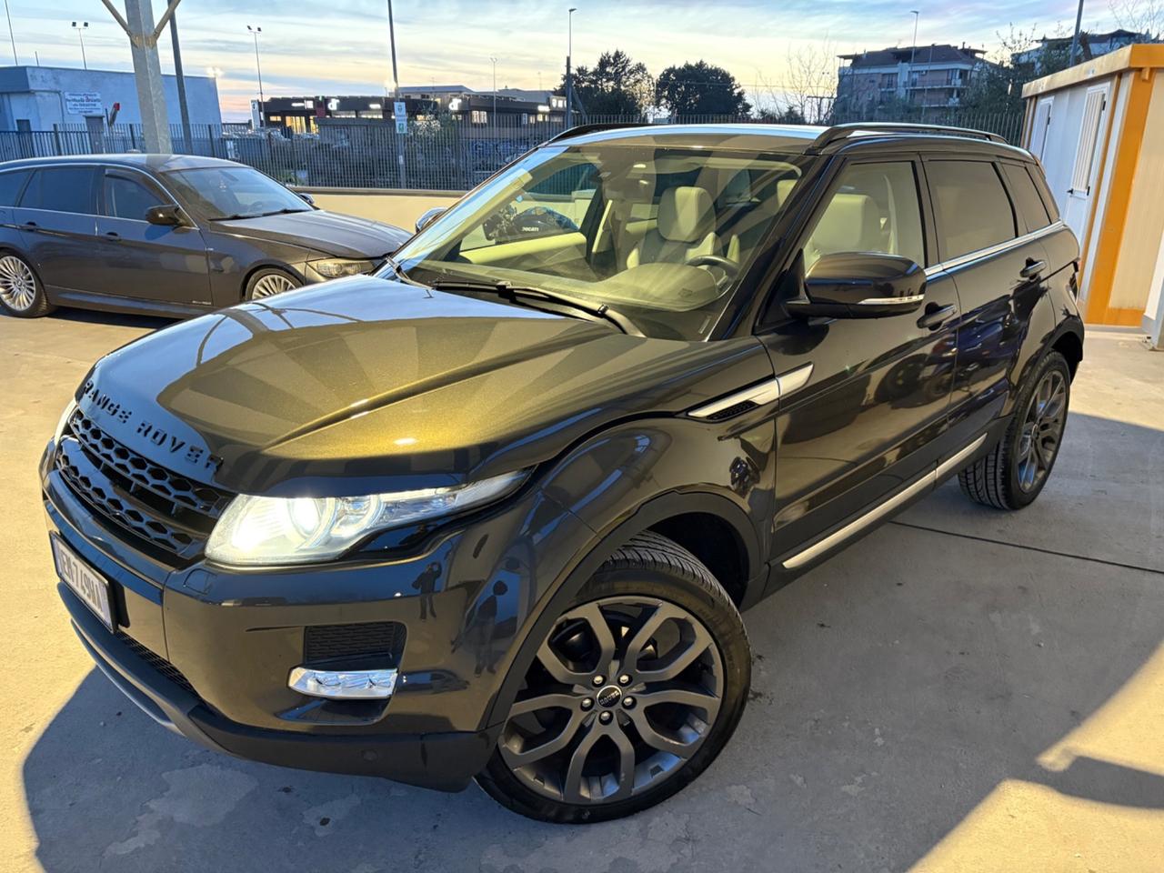 Range Rover Evoque 2.2 Sd4 5p. Prestige FULL FULL