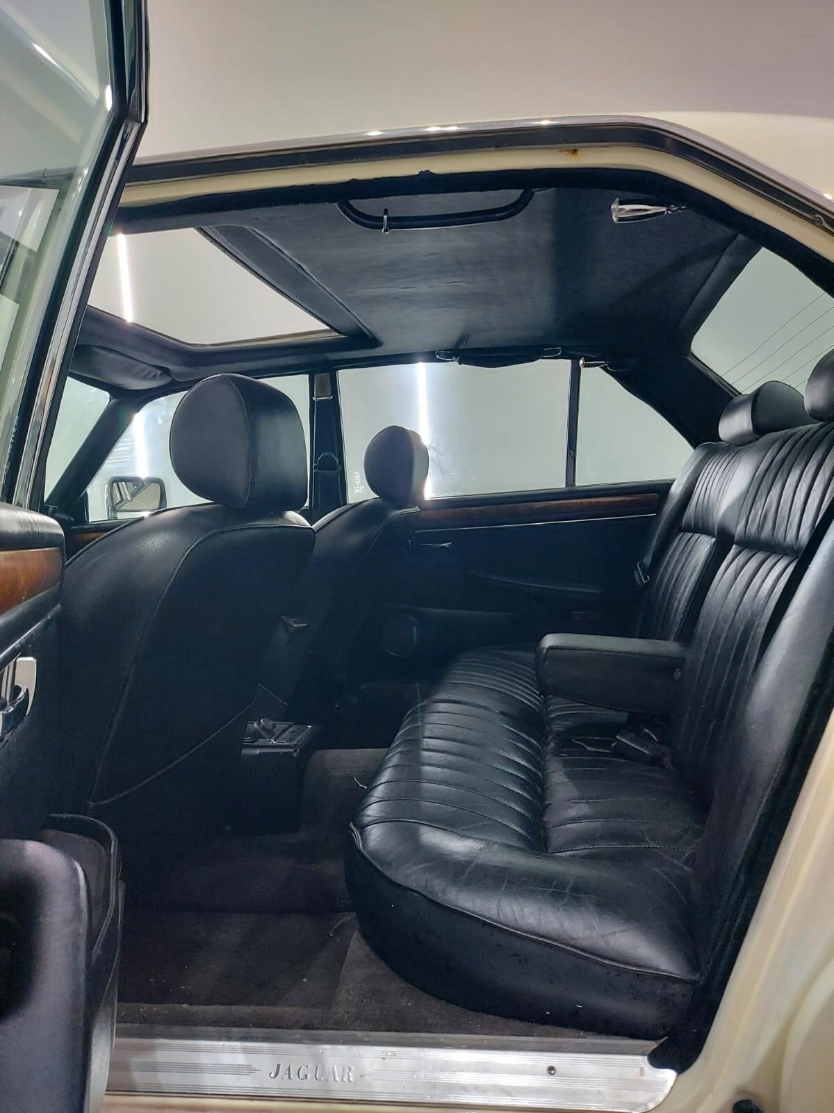 Jaguar XJ6 4.2 SOVEREIGN 1983