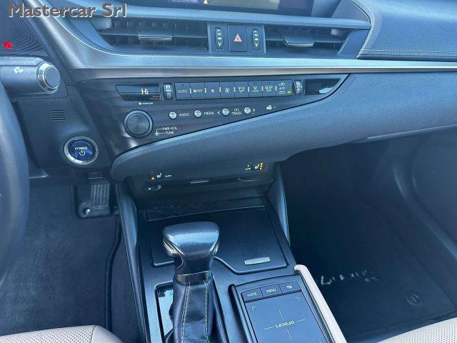 LEXUS ES 300 ES 300h 2.5 Business cvt - GB905WX