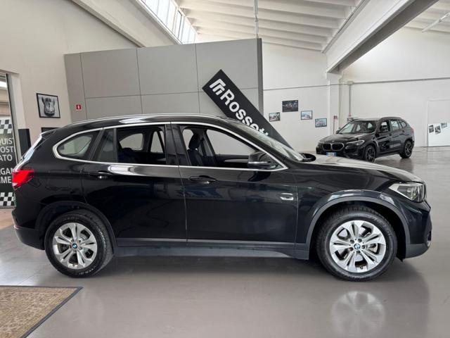 BMW X1 xDrive25e Business Adv. Plug-In 4x4